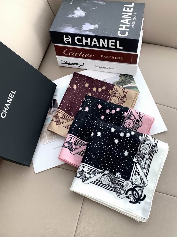 Chanel silk scarf 90X90cm E070761